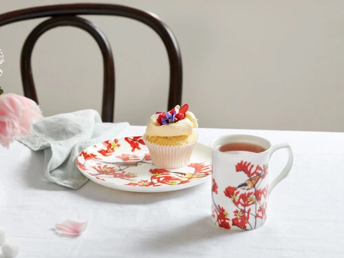 Royal Botanic Gardens Victoria Garden Friends Plate 20cm Spinebill Gift Boxed 4 Royal Botanic Gardens Victoria Garden Friends Plate 20cm Spinebill Gift Boxed - Image 2