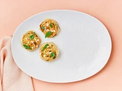 Arc Oval Platter 41x30cm White Gift Boxed -The Galley store ss22 website maxwell williams arc white platter oval 41cm 2