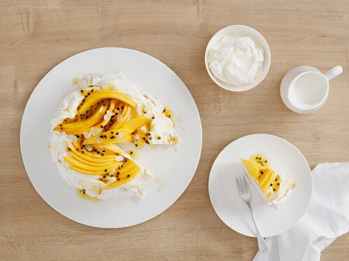 White Basics Pavlova Plate 34cm 4 White Basics Pavlova Plate 34cm - Image 2